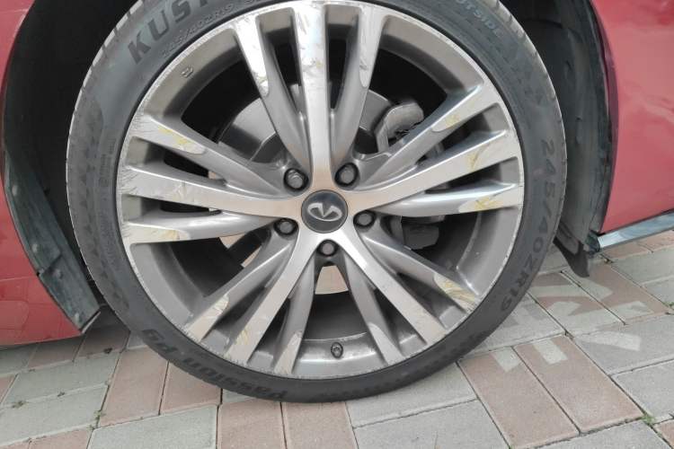 Used Infiniti Q50L 2018 2.0T Elite Sport Version China V Standard Right Front Wheel Hub