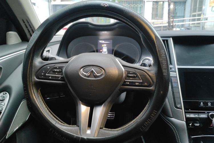 Used Infiniti Q50L 2018 2.0T Elite Sport Version China V Standard Steering Wheel