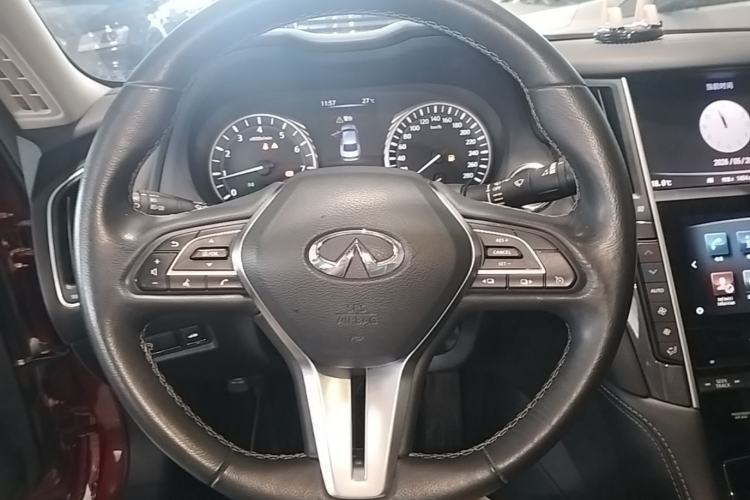 Used Infiniti Q50L 2018 2.0T Comfort Edition China V Standard Steering Wheel