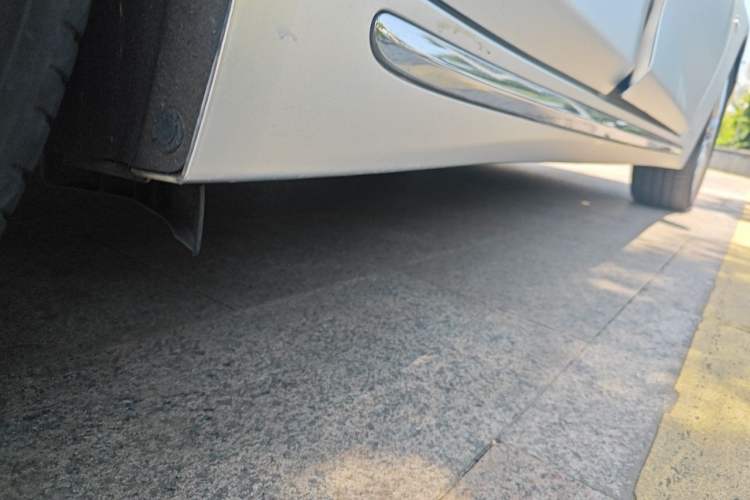 Used Infiniti Q50L 2018 2.0T Enjoyment Version China VI Standard Chassis Rear Right
