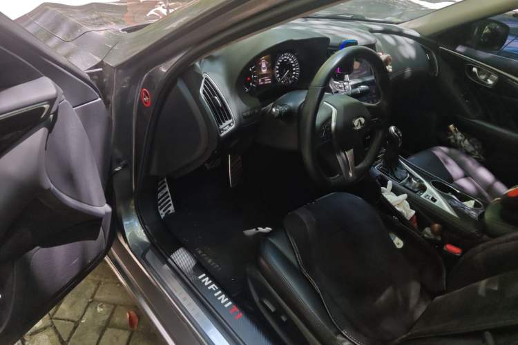 Used Infiniti Q50L 2018 2.0T Comfort Edition China V Standard Driver Seat