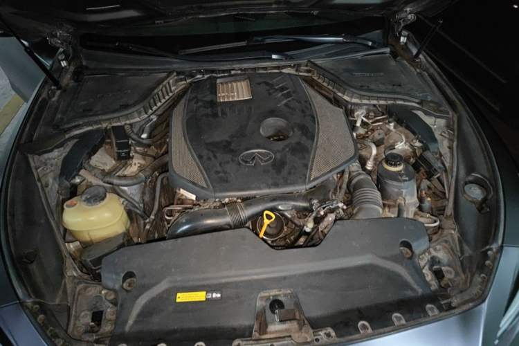 Used Infiniti Q50L 2018 2.0T Enjoyment Version China V Standard Engine Bay