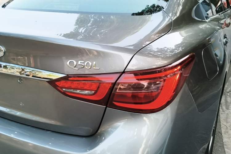 Used Infiniti Q50L 2018 2.0T Enjoyment Version China VI Standard Exterior 3