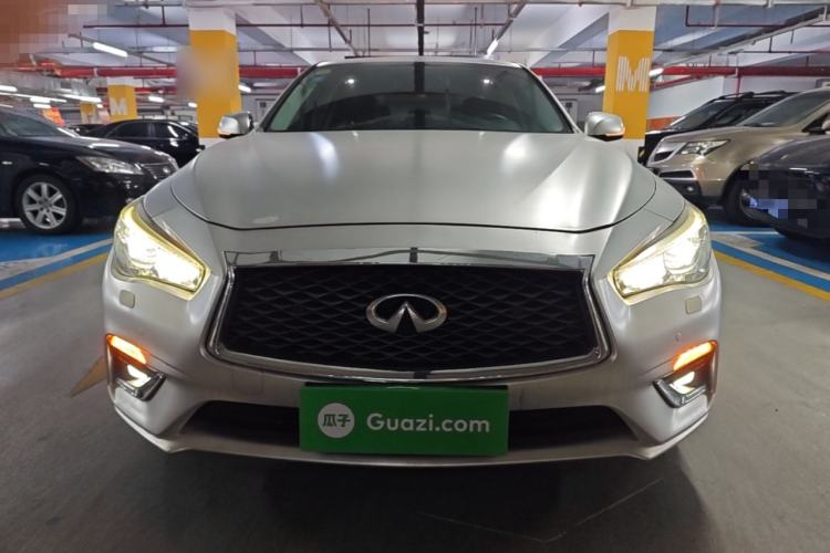Used Infiniti Q50L 2018 2.0T Enjoyment Version China VI Standard Front