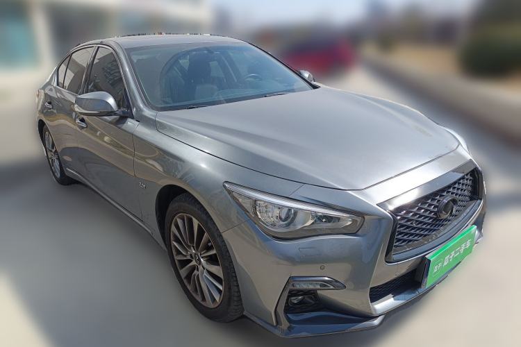 Used Infiniti Q50L 2018 2.0T Enjoyment Version China V Standard Front Right 45 Deg