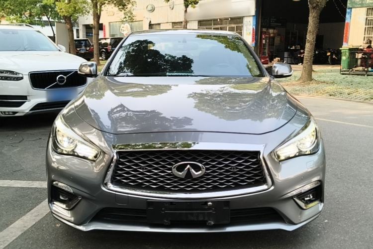 Used Infiniti Q50L 2018 2.0T Enjoyment Version China VI Standard Front