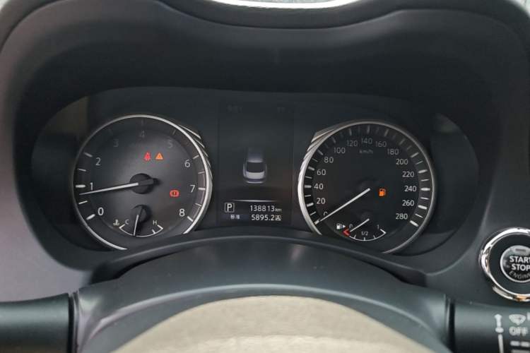 Used Infiniti Q50L 2018 2.0T Comfort Edition China VI Standard Instrument Cluster