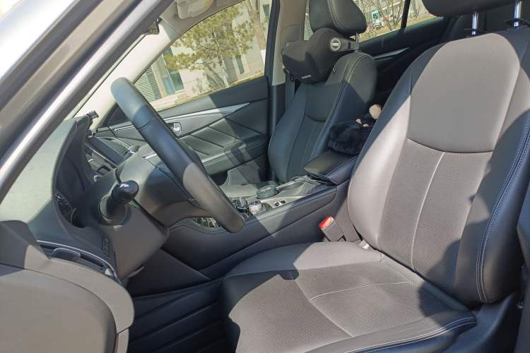 Used Infiniti Q50L 2018 2.0T Enjoyment Version China V Standard Left Front Seat
