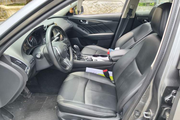 Used Infiniti Q50L 2018 2.0T Comfort Edition China VI Standard Left Front Seat