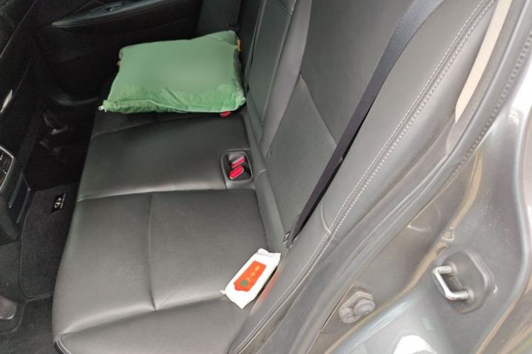 Used Infiniti Q50L 2018 2.0T Enjoyment Version China VI Standard Left Rear Seat