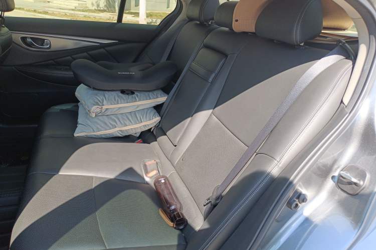 Used Infiniti Q50L 2018 2.0T Enjoyment Version China V Standard Left Rear Seat