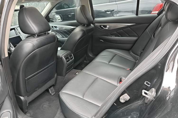Used Infiniti Q50L 2018 2.0T Enjoyment Version China V Standard Left Rear Seat