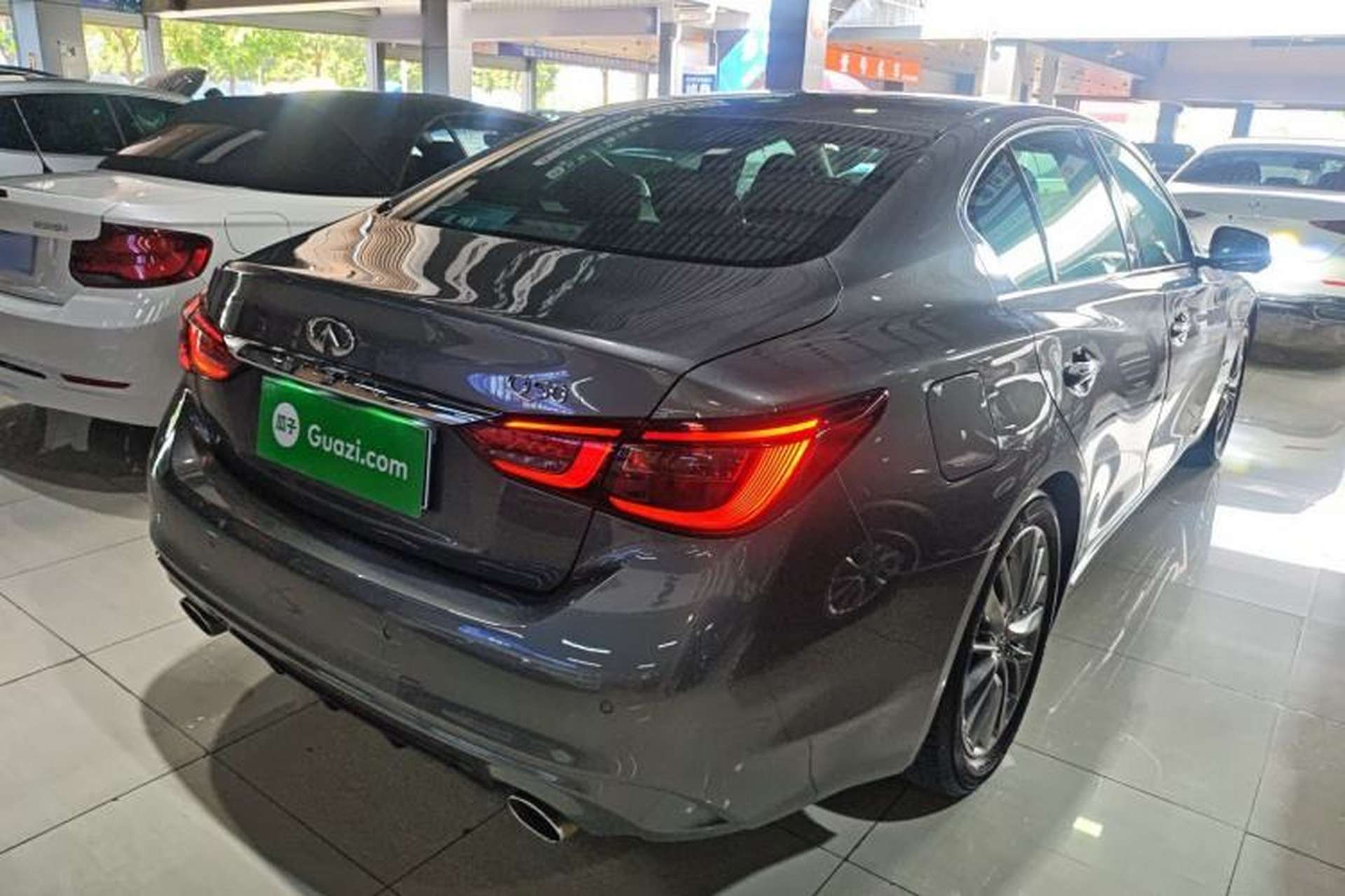 Used Infiniti Q50L 2018 2.0T Luxury Edition China V Standard Rear Right 45 Deg