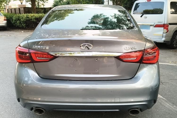 Used Infiniti Q50L 2018 2.0T Enjoyment Version China VI Standard Rear