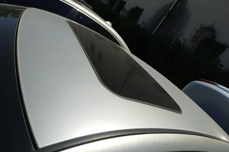 Used Infiniti Q50L 2018 2.0T Enjoyment Version China VI Standard Roof
