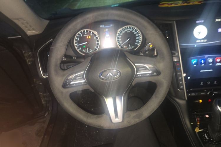 Used Infiniti Q50L 2018 2.0T Comfort Edition China VI Standard Steering Wheel