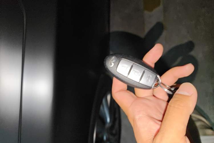 Used Infiniti Q50L 2018 2.0T Enjoyment Version China V Standard Vehicle Key