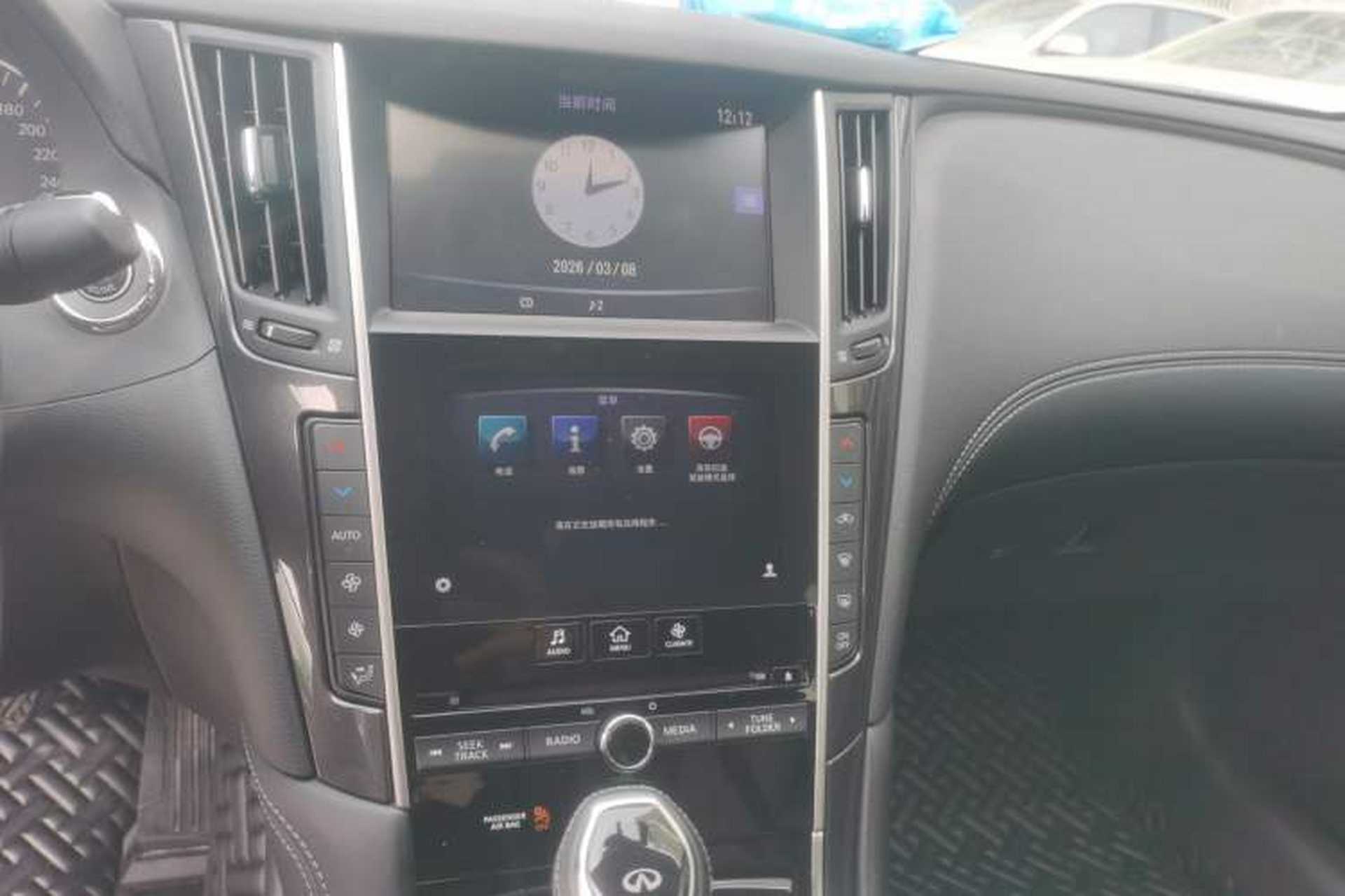 Used Infiniti Q50L 2018 2.0T Comfort Edition China VI Standard Audio And AC Panel