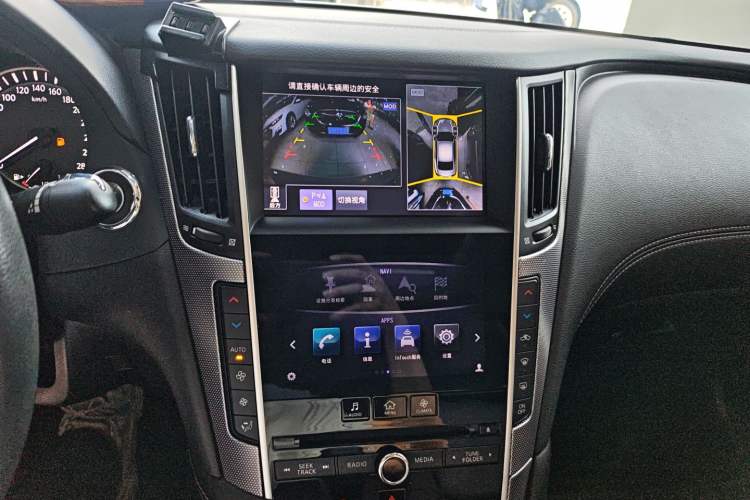 Used Infiniti Q50L 2018 2.0T Enjoyment Version China VI Standard Audio And AC Panel