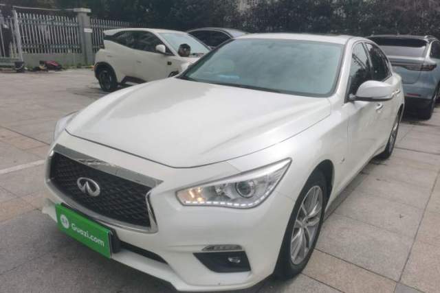 Ojetý Infiniti Q50L 2018 2.0T Comfort Edition China VI Standard