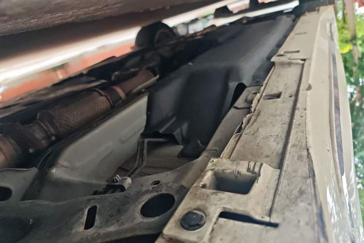 Used Infiniti Q50L 2018 2.0T Enjoyment Version China V Standard Chassis Front Right