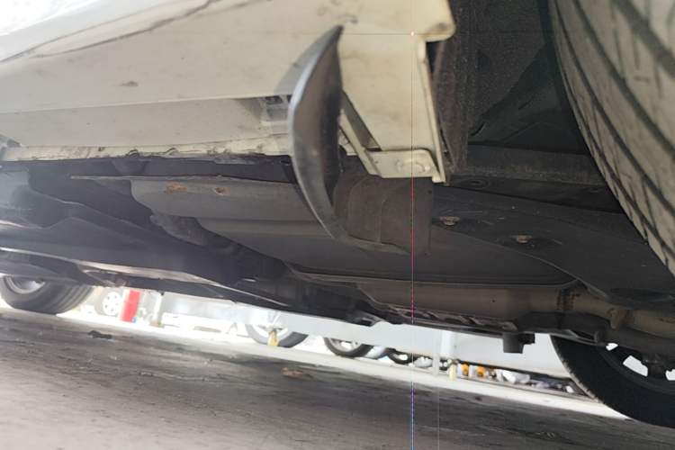 Used Infiniti Q50L 2018 2.0T Comfort Edition China VI Standard Chassis Rear Left