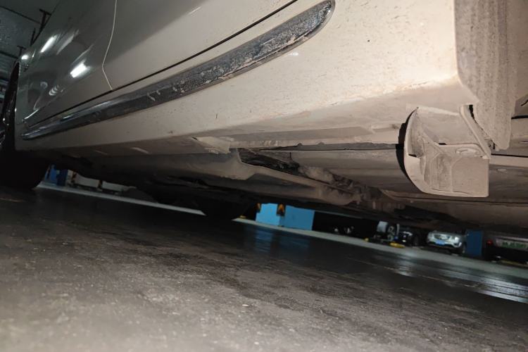 Used Infiniti Q50L 2018 2.0T Comfort Edition China VI Standard Chassis Rear Left