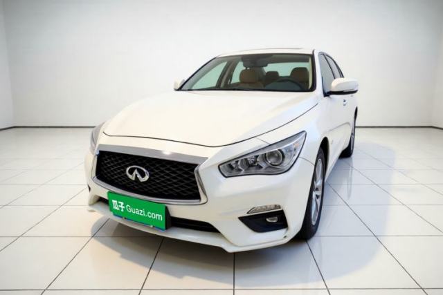 Ojetý Infiniti Q50L 2018 2.0T Comfort Edition China VI Standard
