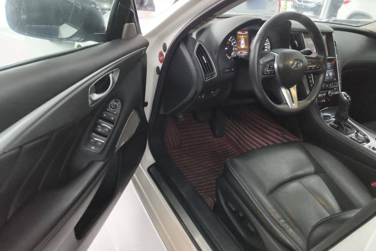 Used Infiniti Q50L 2018 2.0T Comfort Edition China V Standard Driver Seat