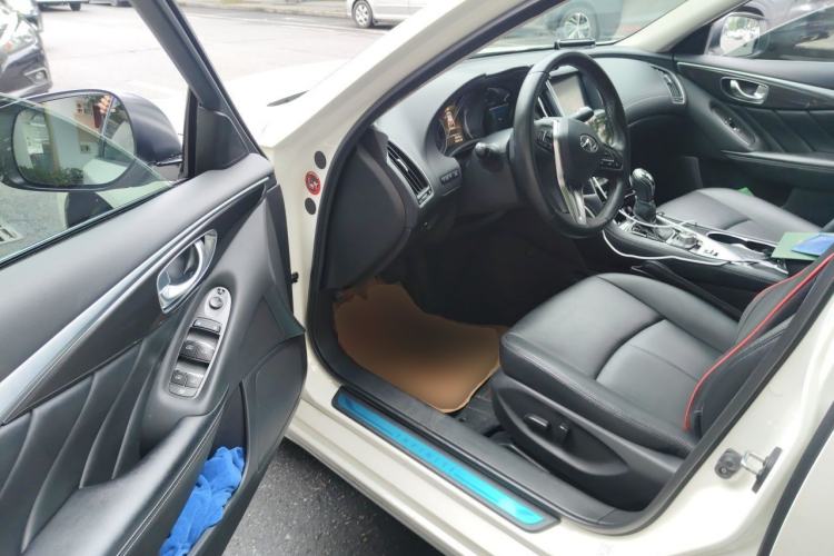 Used Infiniti Q50L 2018 2.0T Comfort Edition China VI Standard Driver Seat