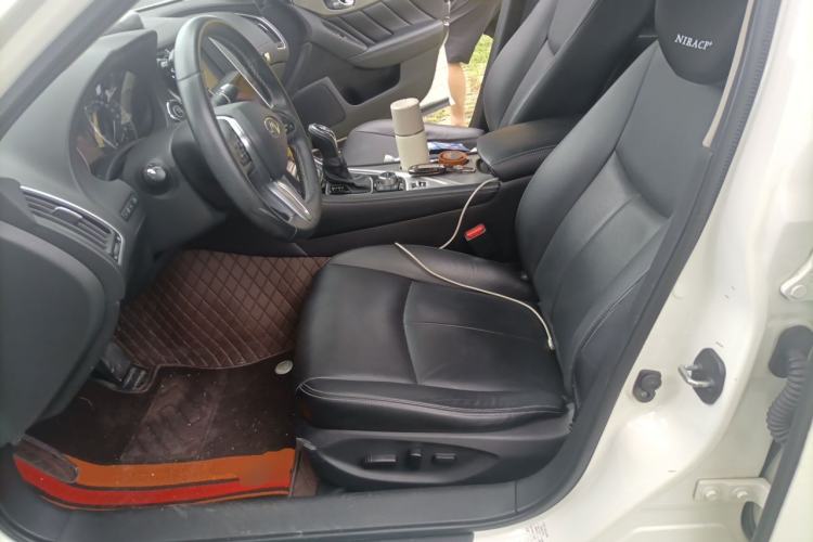 Used Infiniti Q50L 2018 2.0T Enjoyment Version China VI Standard Driver Seat