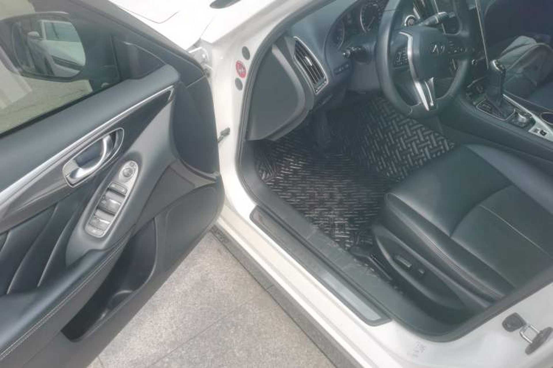 Used Infiniti Q50L 2018 2.0T Comfort Edition China VI Standard Driver Seat