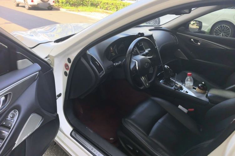 Used Infiniti Q50L 2018 2.0T Enjoyment Version China VI Standard Driver Seat