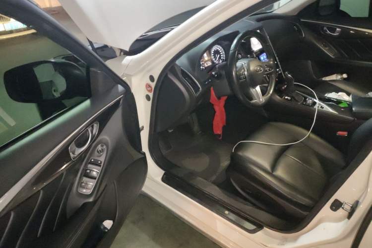 Used Infiniti Q50L 2018 2.0T Comfort Edition China VI Standard Driver Seat
