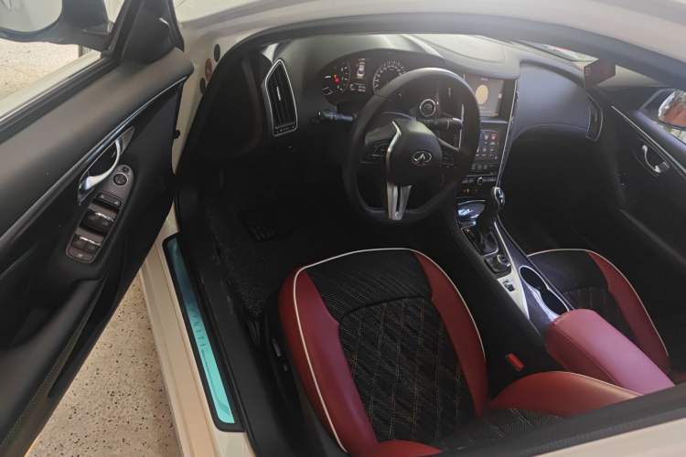 Used Infiniti Q50L 2018 2.0T Comfort Edition China VI Standard Driver Seat
