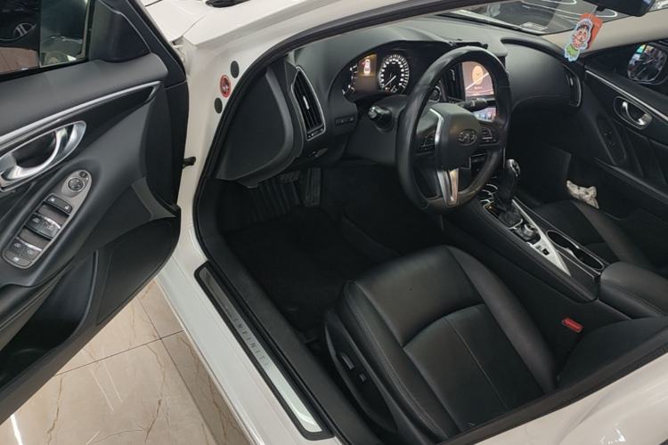 Used Infiniti Q50L 2018 2.0T Comfort Edition China V Standard Driver Seat