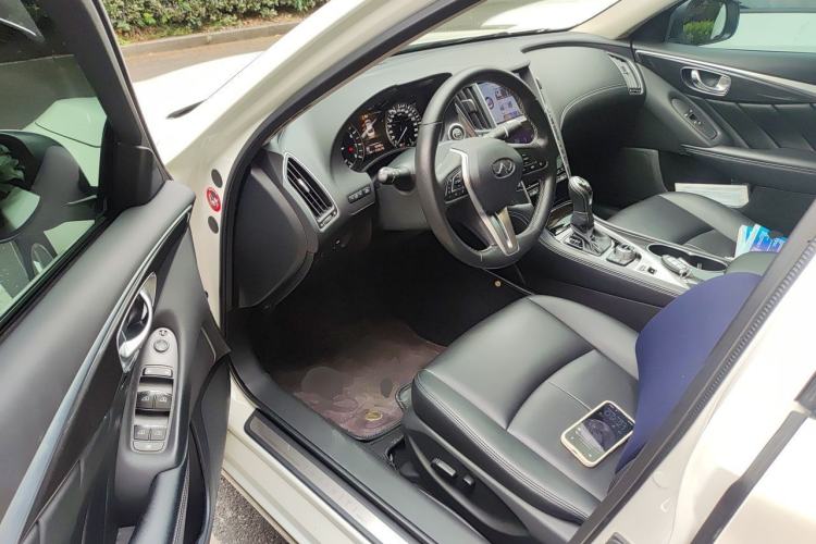 Used Infiniti Q50L 2018 2.0T Comfort Edition China VI Standard Driver Seat
