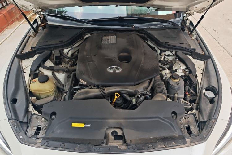 Used Infiniti Q50L 2018 2.0T Enjoyment Version China V Standard Engine Bay