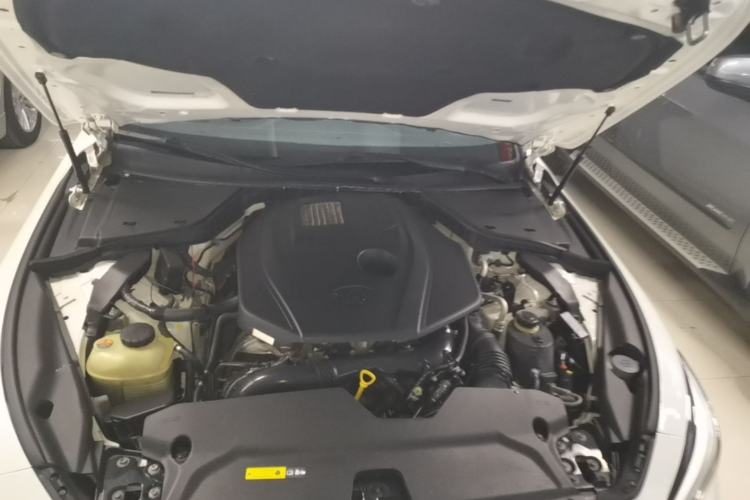 Used Infiniti Q50L 2018 2.0T Enjoyment Version China V Standard Engine Bay