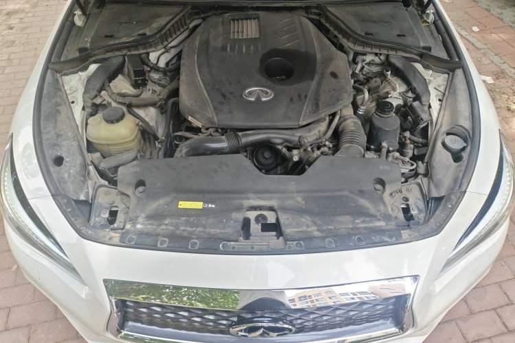 Used Infiniti Q50L 2018 2.0T Enjoyment Version China V Standard Engine Bay