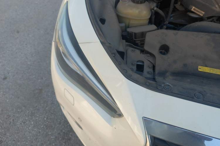 Used Infiniti Q50L 2018 2.0T Enjoyment Version China VI Standard Engine Bay Right