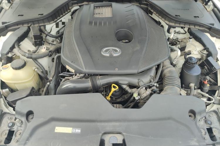 Used Infiniti Q50L 2018 2.0T Enjoyment Version China V Standard Engine Bay