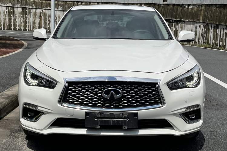 Used Infiniti Q50L 2018 2.0T Enjoyment Version China VI Standard Exterior 1