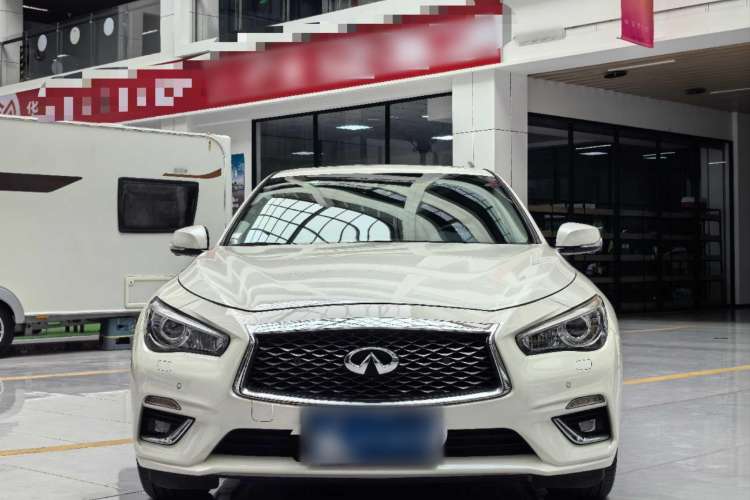 Used Infiniti Q50L 2018 2.0T Enjoyment Version China VI Standard Exterior 1