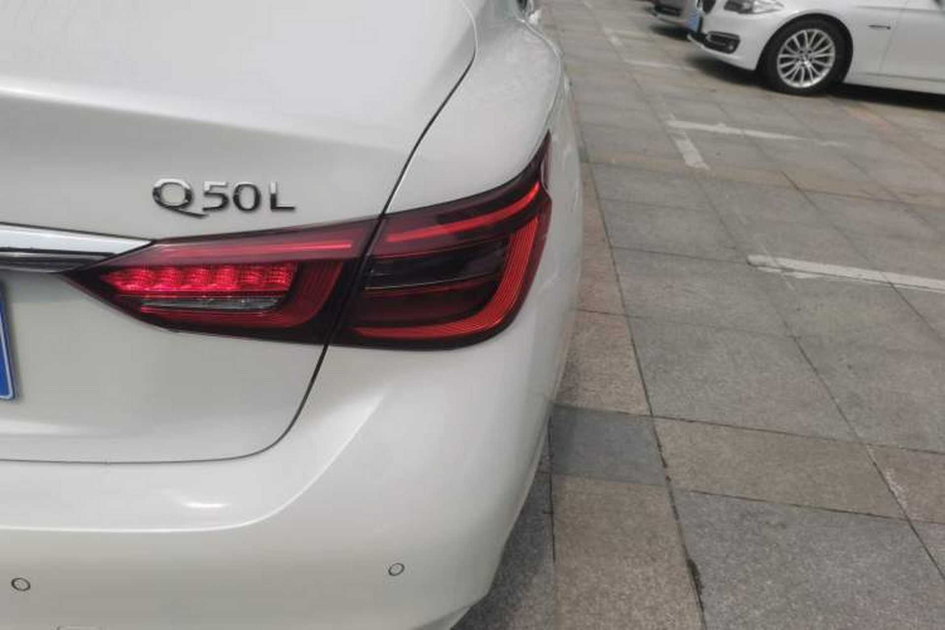 Used Infiniti Q50L 2018 2.0T Comfort Edition China VI Standard Exterior 3