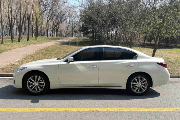 Used Infiniti Q50L 2018 2.0T Comfort Edition China VI Standard Exterior 4