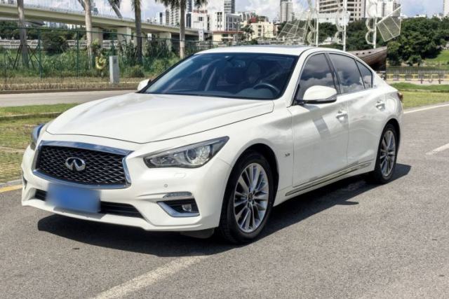 Infiniti Q50L 2018 2.0T Enjoyment Version China V Standard usado