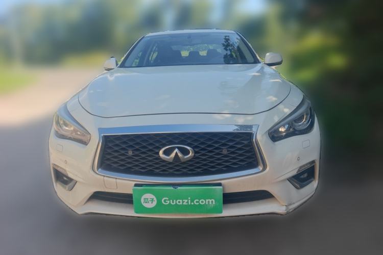 Used Infiniti Q50L 2018 2.0T Enjoyment Version China VI Standard Front