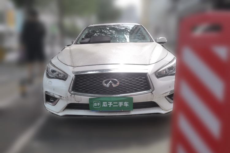 Used Infiniti Q50L 2018 2.0T Enjoyment Version China VI Standard Front
