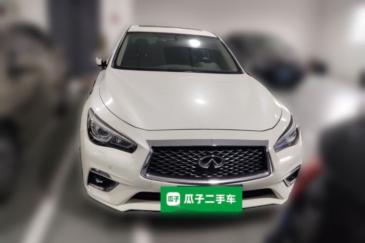 Used Infiniti Q50L 2018 2.0T Enjoyment Version China VI Standard Front